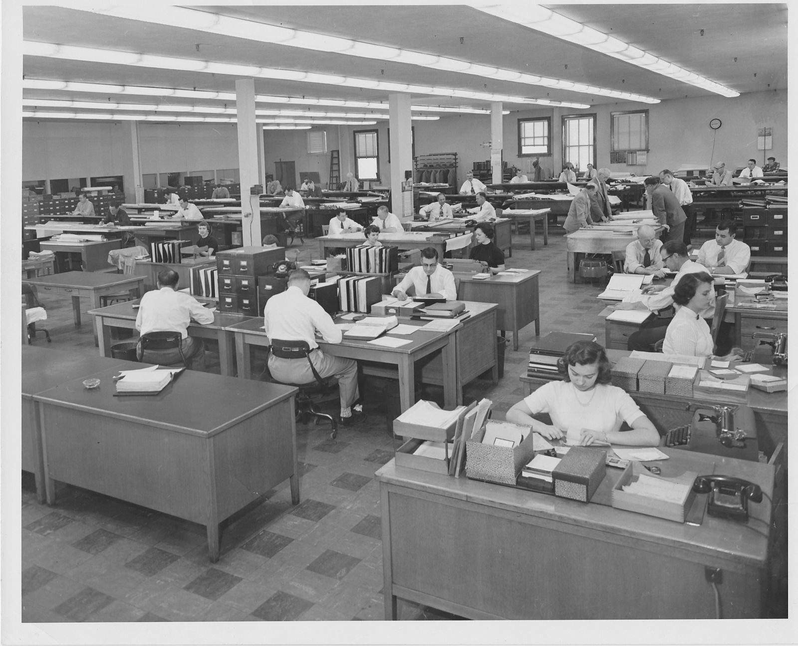 Nash Motors engineering department, 1942